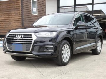 AUDI Q7 2018