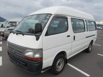 TOYOTA HIACE SUPER LONG DX