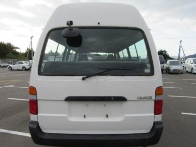 TOYOTA HIACE SUPER LONG DX