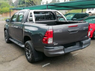 2018 TOYOTA HILUX