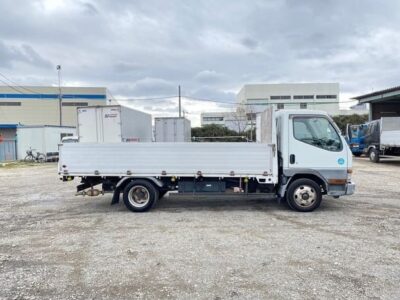 MITSUBISHI CANTER 2001