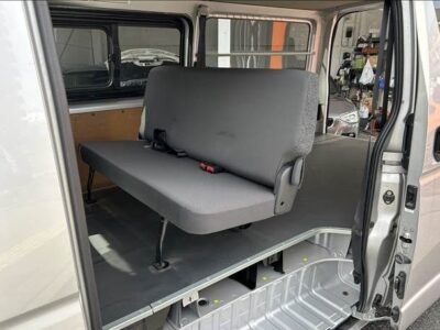 TOYOTA HIACE VAN 2015