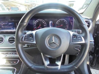 MERCEDES BENZ E-CLASS 2016