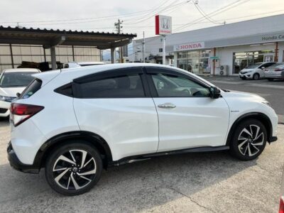 HONDA VEZEL HYBRID RS 2016