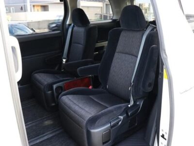 TOYOTA ALPHARD 240S 2010