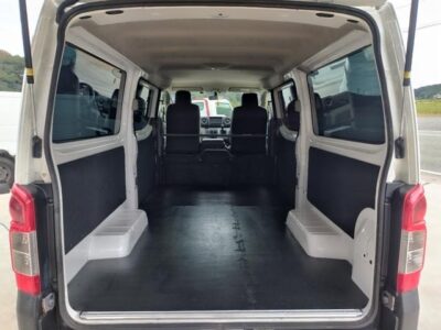 NISSAN CARAVAN NV350 2016