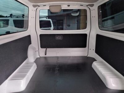 NISSAN CARAVAN NV350 2016