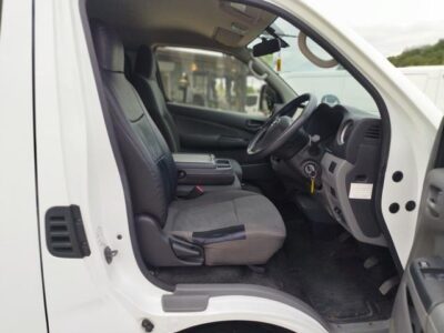 NISSAN CARAVAN NV350 2016