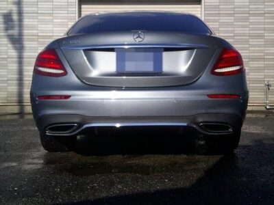 MERCEDES BENZ E-CLASS E300 AVANTGARDE SPORT