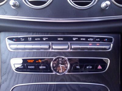 MERCEDES BENZ E-CLASS E300 AVANTGARDE SPORT