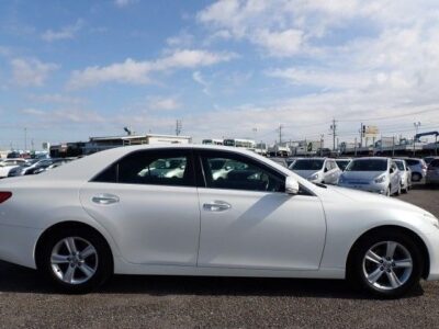 TOYOTA MARK X 2012