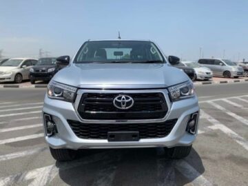 TOYOTA HILUX REVO 2018