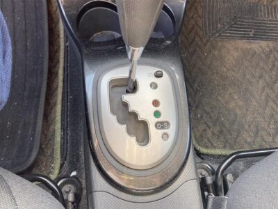 TOYOTA IST 150X 2010