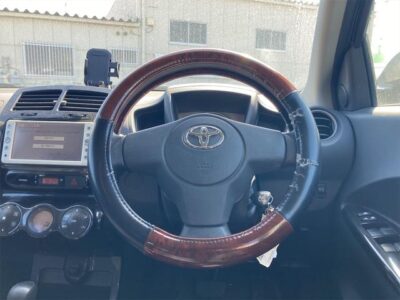 TOYOTA IST 150X 2010
