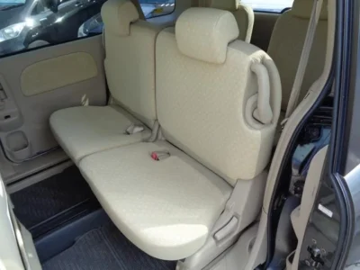 TOYOTA SIENTA G 2006
